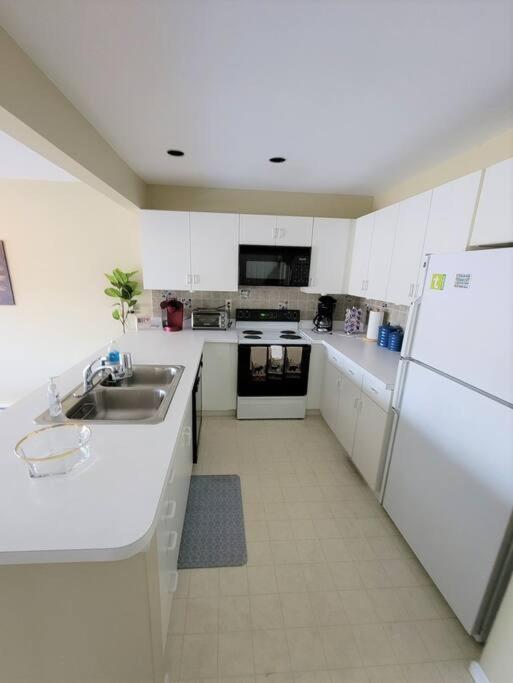 Spacious 3Br 3Ba Sleeps 8 Ski On Off Jiminy Mountain Resort Ганкок Екстер'єр фото